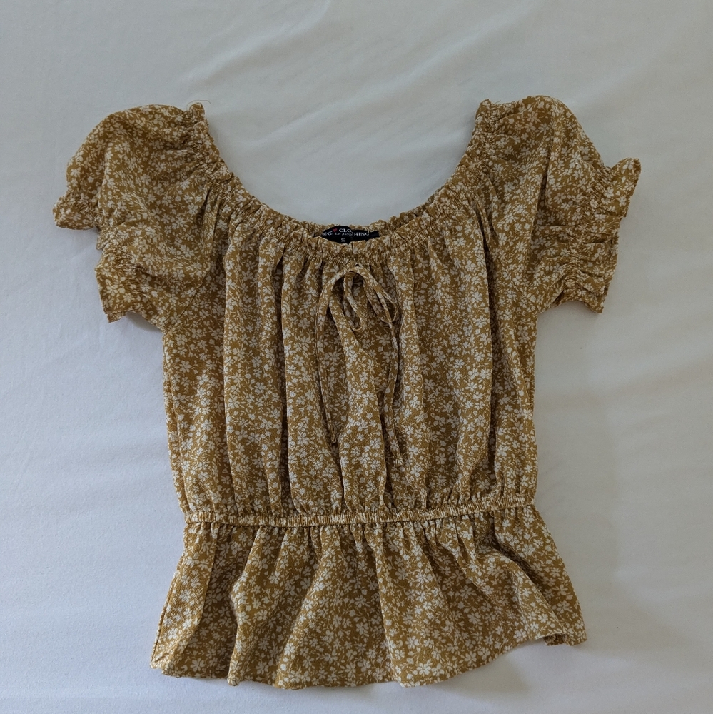 ONE CLOTHING | ochre ruched floral top